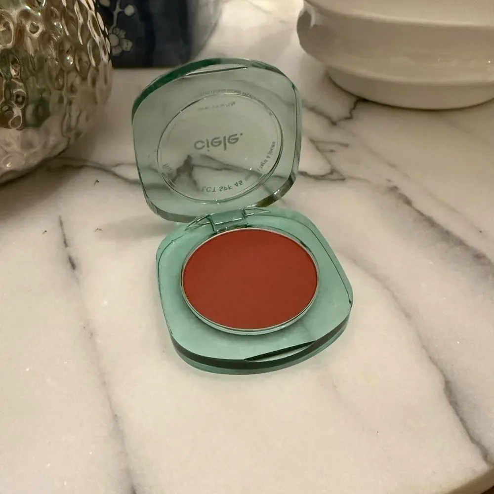 ciele flush & PROTECT SPF 45+ powder blush